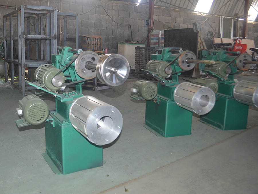 盒式18型拉絲機